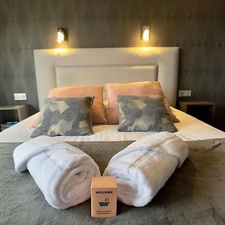 La Mivoie - Belle Vue - Piscine Apartment