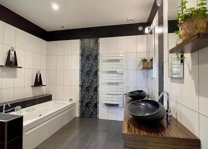 La Mivoie - Belle Vue - Piscine Amfreville-la-Mi-Voie